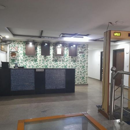 ניו דלהי Hotel Airport Aditya Inn מראה חיצוני תמונה