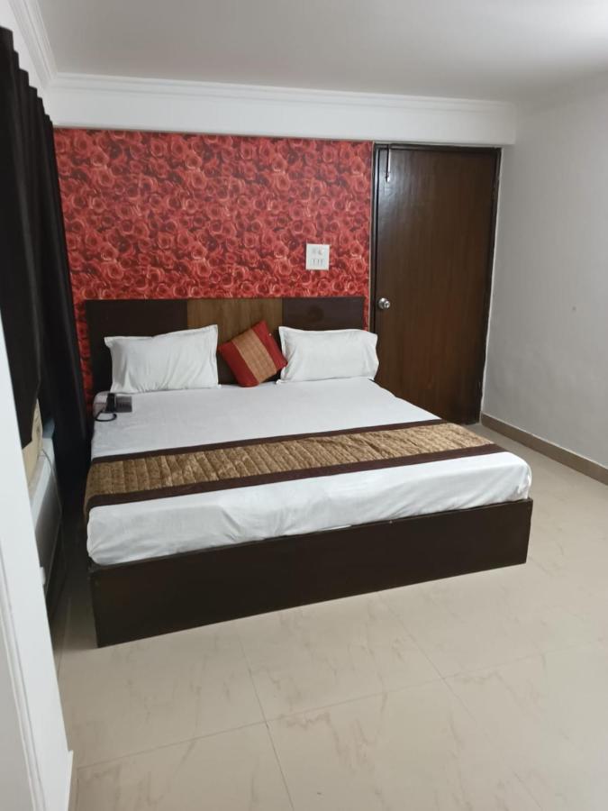 ניו דלהי Hotel Airport Aditya Inn מראה חיצוני תמונה