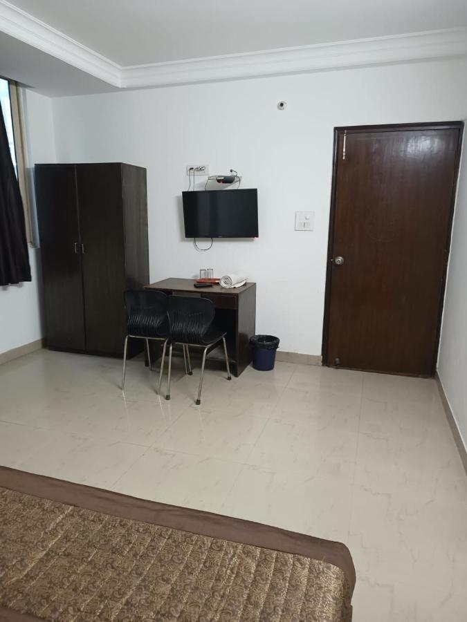 ניו דלהי Hotel Airport Aditya Inn מראה חיצוני תמונה