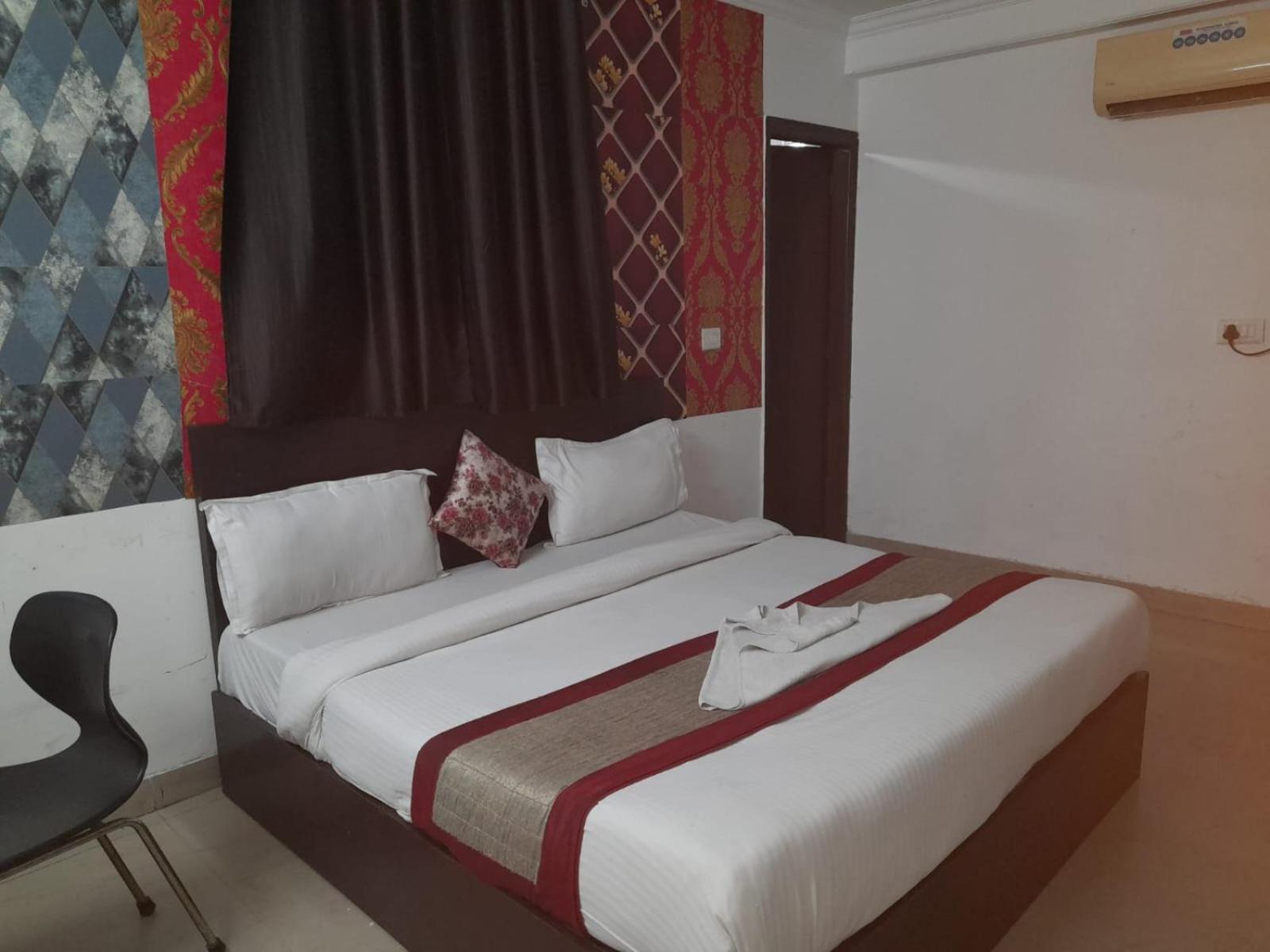 ניו דלהי Hotel Airport Aditya Inn מראה חיצוני תמונה